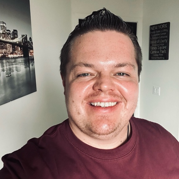 Meet your Posher, Chris - Picture 1 of 1